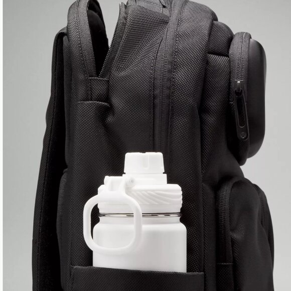 NWT LULULEMON Cruiser Backpack 23L  BLACK TRAVEL perfect brand new w all tags - Picture 3 of 14